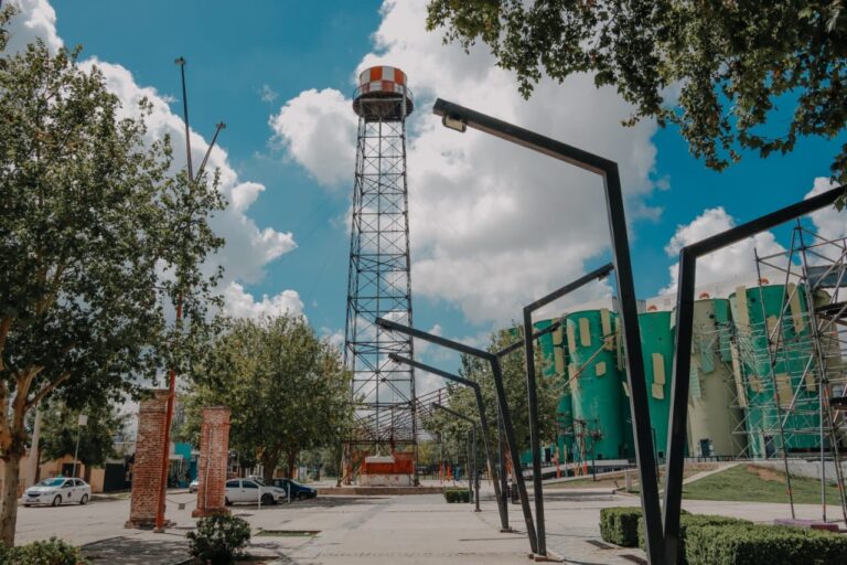 Despidos en el Complejo Molino Fénix: Impacto en el Personal Contratado