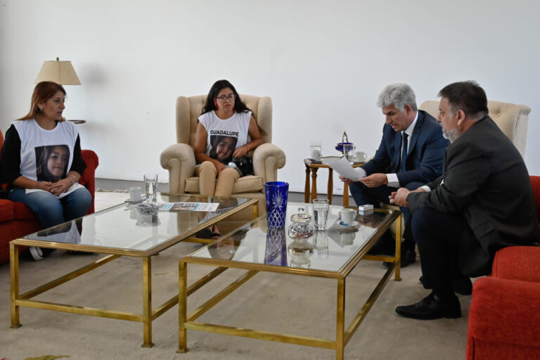 Compromiso de Poggi para intensificar la búsqueda de Guadalupe Lucero