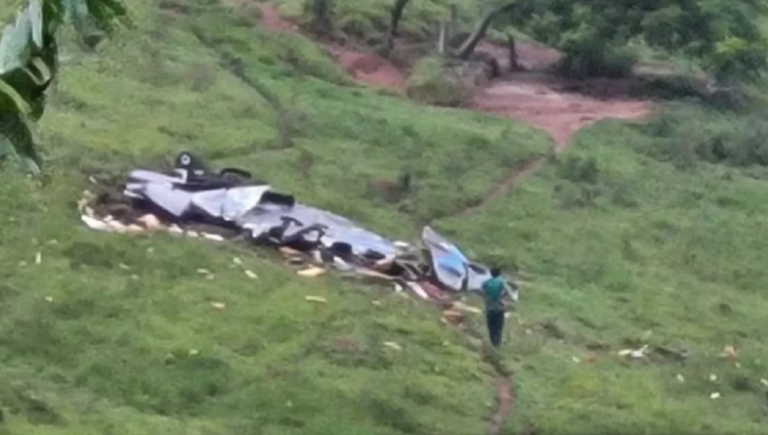 Tragedia en Brasil: un avión se partió en el aire y murieron siete personas