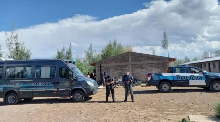 Rescataron a 92 personas que eran explotadas laboralmente en Mendoza