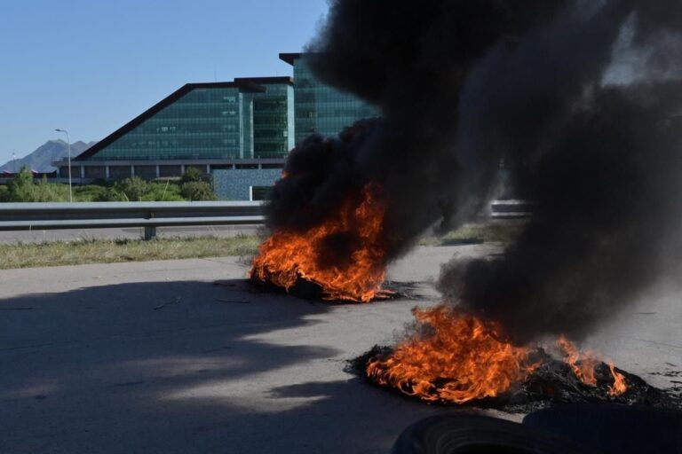 ATE intensifica protestas ante despidos y medidas del Intendente de la ciudad de San Luis