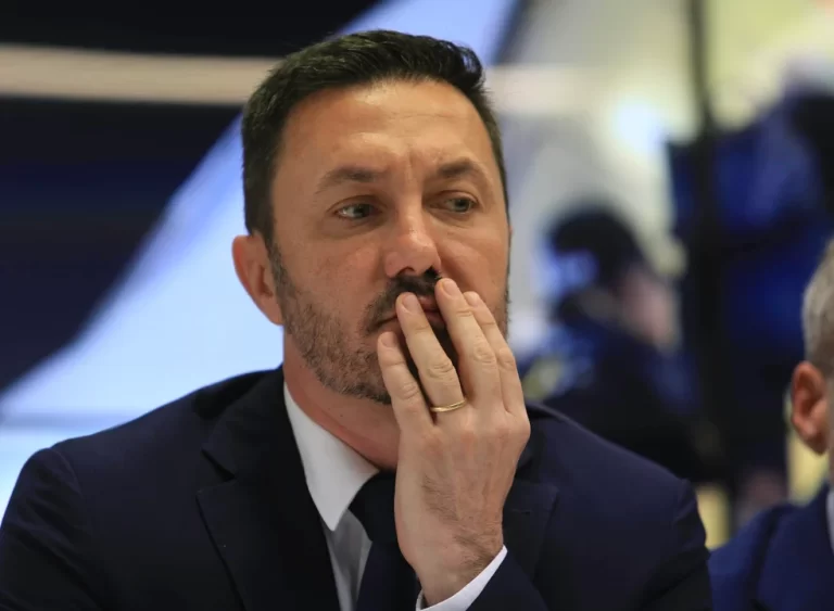 El ministro de Defensa, Luis Petri.