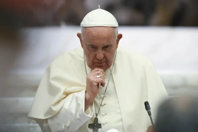 Por la paz: el papa Francisco pidió rezar por las víctimas de guerras