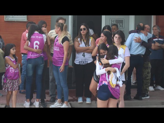 En la comunidad de La Toma velan los restos de Zoe Pérez