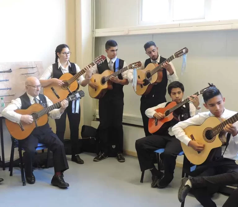 El corazón late fuerte en San Luis: Celebración de 24 años de Las 100 Guitarras Mercedinas