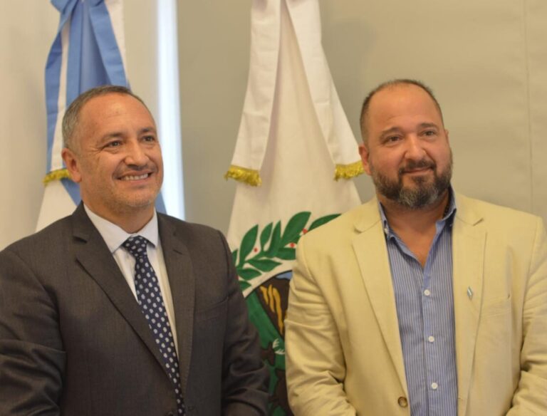 El Senador Adolfo Castro Luna propone trabajar conjuntamente con la Universidad