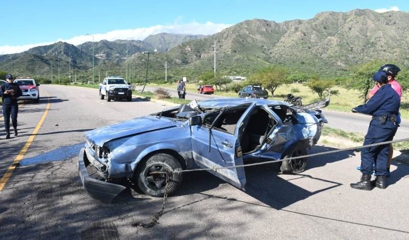 Una mujer falleció tras vuelco en la autopista 25 de Mayo