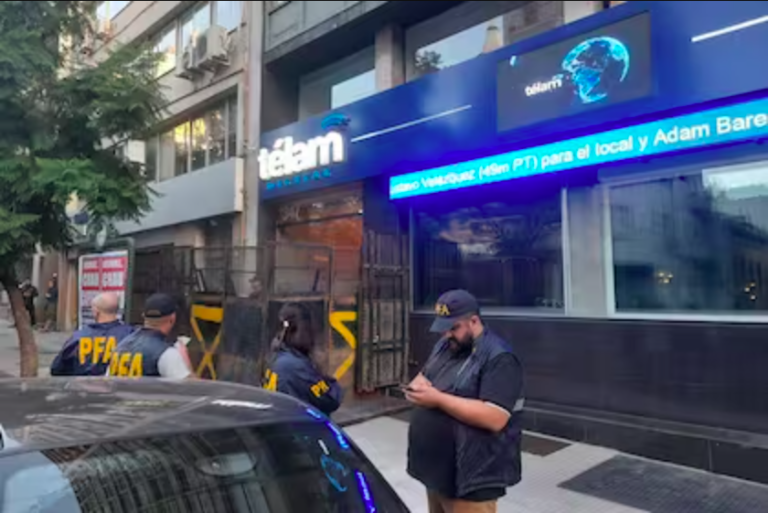 Los trabajadores de Télam ya no pueden ingresar a las oficinas tras el anuncio de cierre de Milei