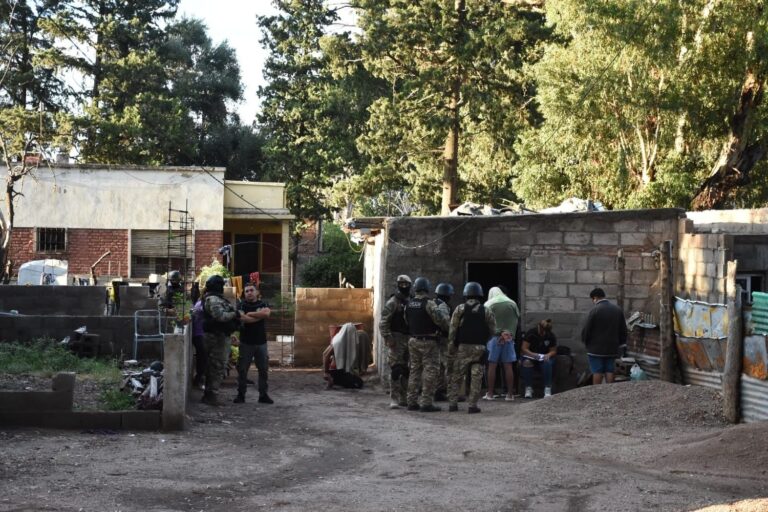 Detienen a tres personas involucradas en el crimen del tatuador Cristian Esquivel