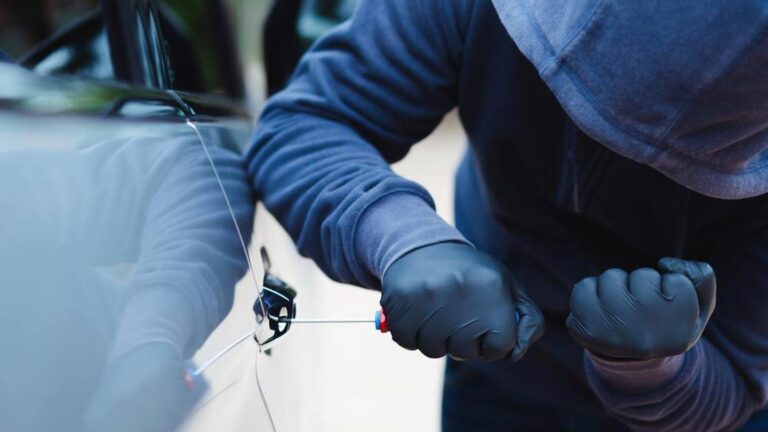 Un Joven vendió su auto y lo roban antes de la entrega: “Me arruinaron la vida”