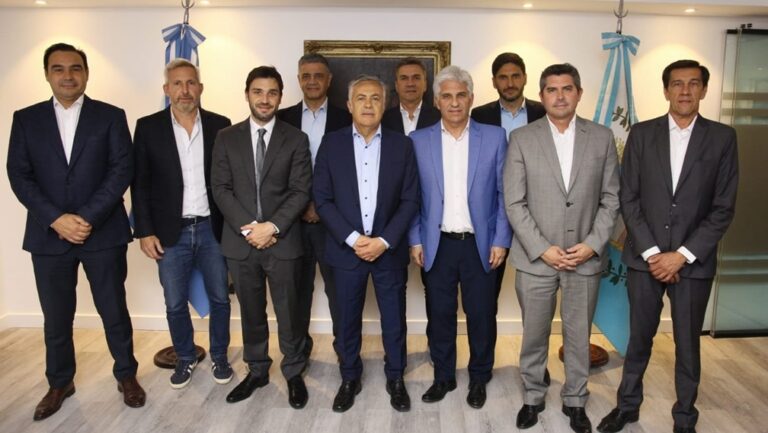 Gobernadores argentinos unidos contra el narcotráfico en Santa Fe