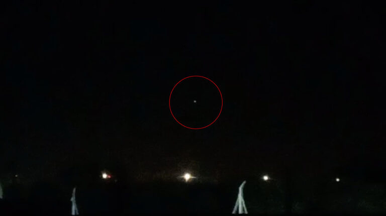 Trabajadores sostienen que ven luces misteriosas en el cielo villamercedino durante la madrugada, ¿serán OVNIS?