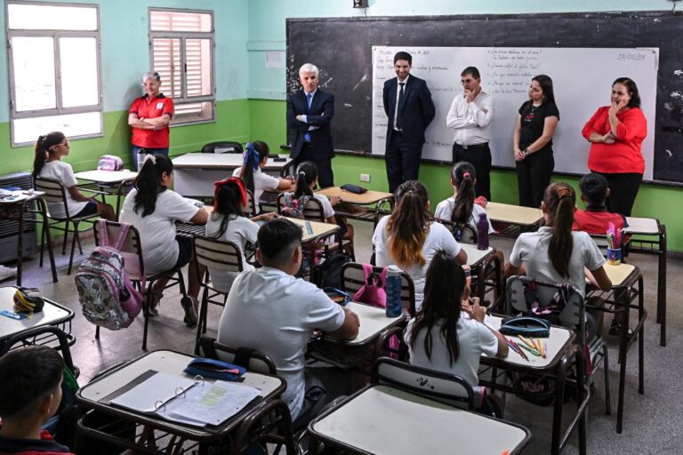 Crisis en la Educación: San Luis Cubrió Pagos de Incentivo Docente