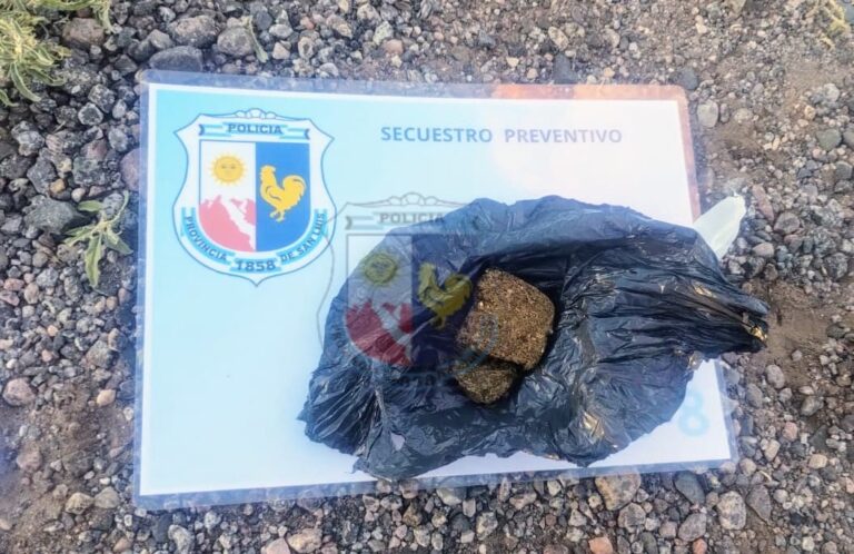 Dos mujeres fueron detenidas por tener $400 mil en drogas, iban al Complejo Penitenciario Pampa de las Salinas