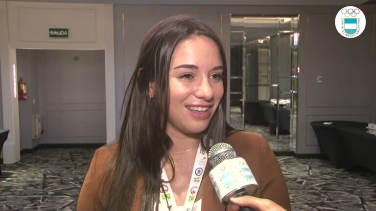 Autorizaron a ex secretaria de Deportes a viajar por motivos laborales, pero asistió a un recital