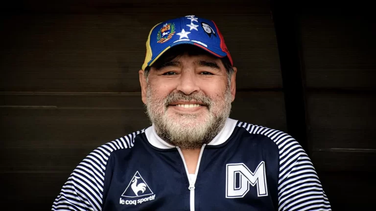 Defensas de acusados en caso Maradona rechazan traslado del cuerpo a nuevo lugar de descanso