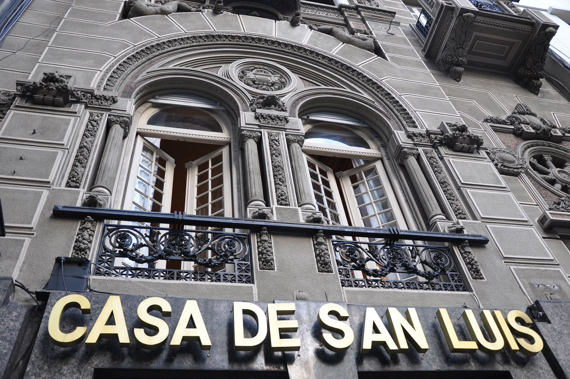 El Gobernador de San Luis propone subastar la emblemática Casa de San Luis