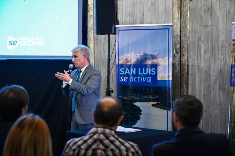 Poggi impulsa 'Mi Próximo Paso' el plan que intentará reactivar la economía privada en San Luis