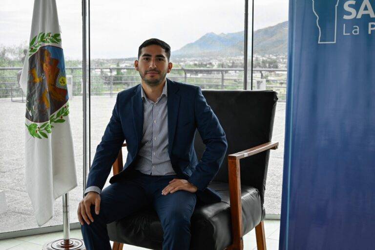 Actualización de Datos para Beneficiarios de la Beca Jóvenes en Formación