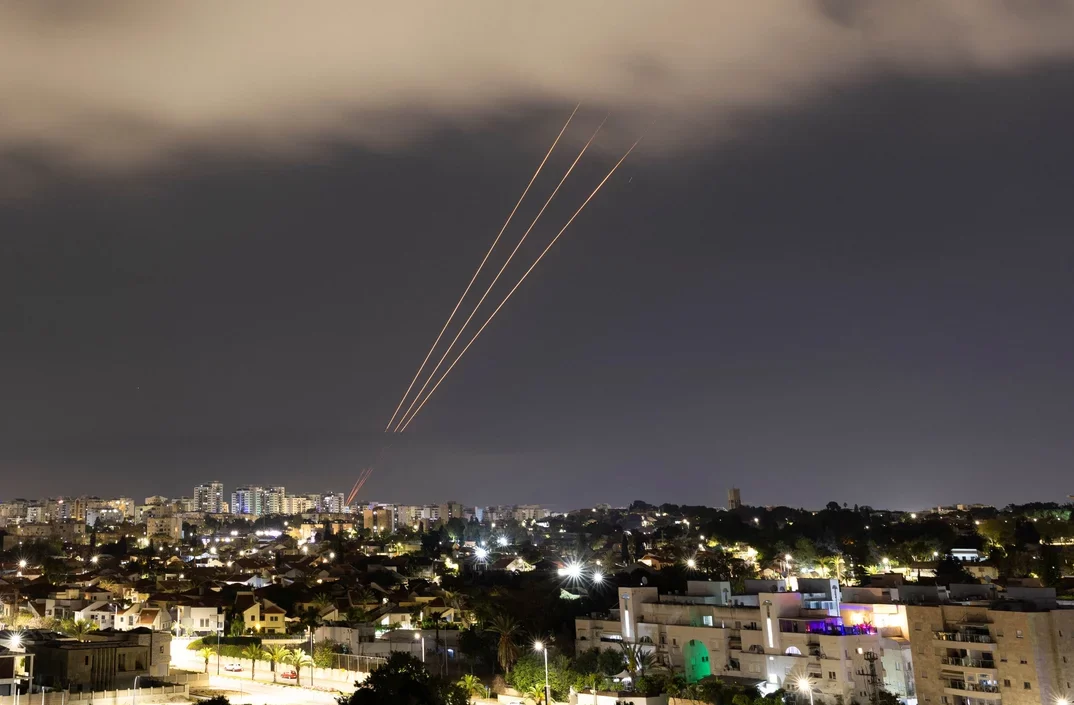 Irán dice que el ataque a Israel es de "autodefensa" tras la ofensiva israelí en Damasco