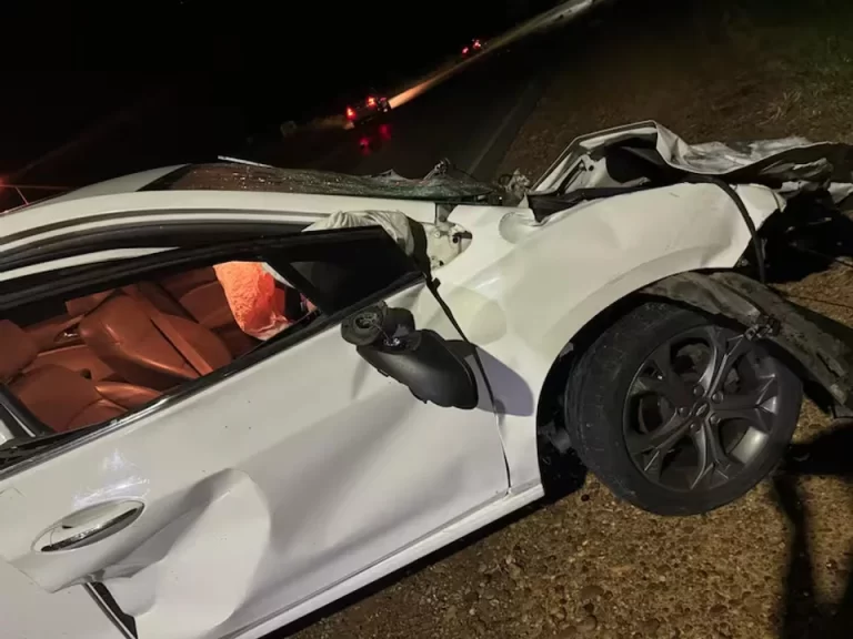 Accidente en Entre Ríos: un adolescente manejaba por la ruta, chocó y murieron un padre y su hijo de 8 años