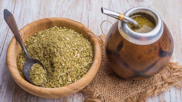 La yerba Mate podría costar 6000 pesos en mayo