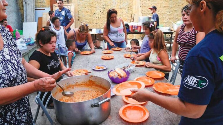 Comedores Fantasma: Corrupción en Subsidios Millonarios