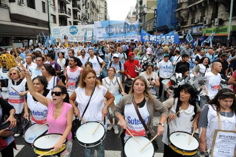 Nuevo Paro Nacional Docente en Reclamo de Paritarias
