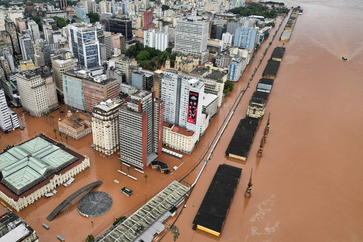 Temblores por fuertes lluvias generan pánico