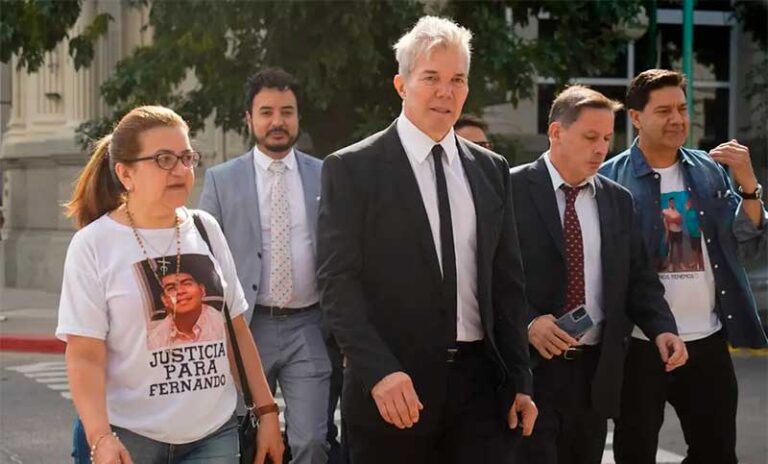 Fernando Burlando a Máximo Thomsen: “Es miserable…”