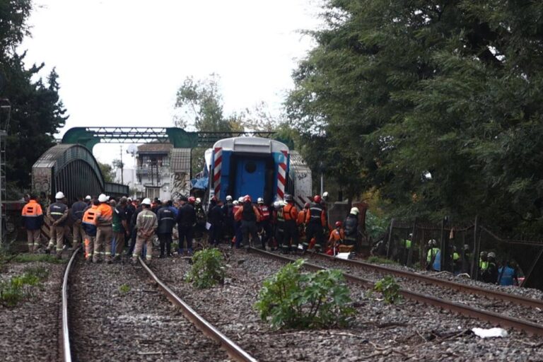Angustiante audio de maquinistas tras el choque de trenes en Palermo