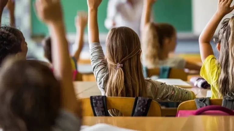 El Gobierno amplía el plazo de inscripción para Vouchers Educativos 2024