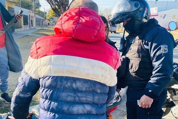 Villa MErcedes: pagó 17 lucas con una APP, el dinero no entró y fue detenido por estafa