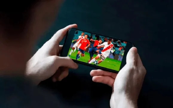 ordenan el bloqueo de fútbol libre y detuvieron al creador de Megadeporte