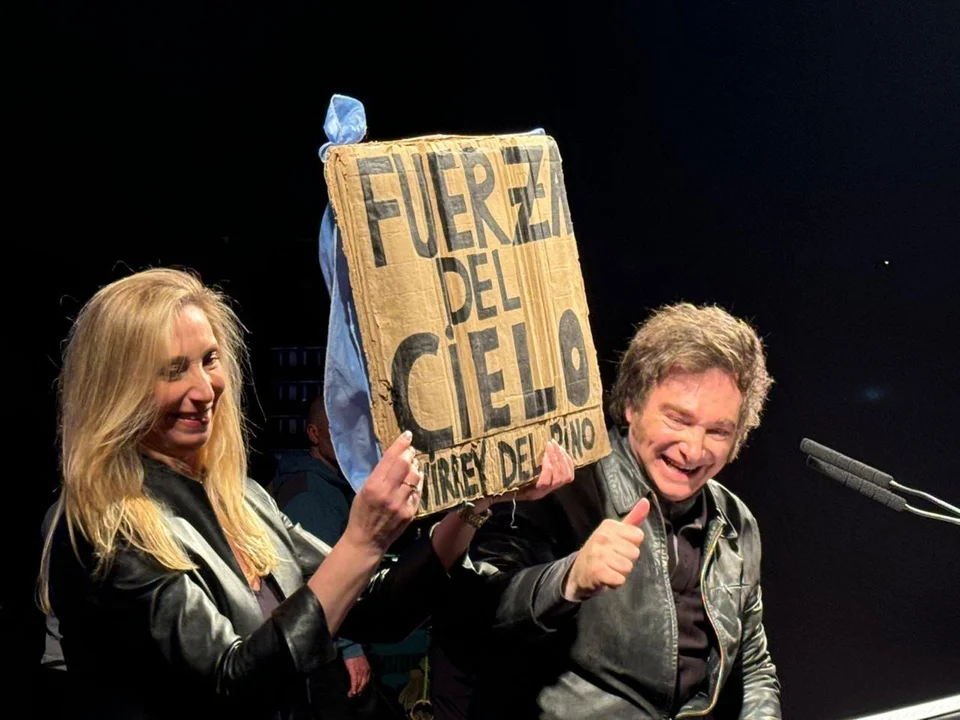 Karina y Javier Milei