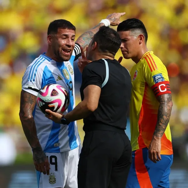 La Conmebol revela los audios del VAR en el polémico penal de Colombia ante Argentina
