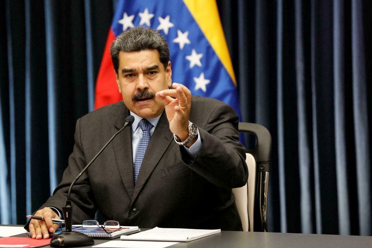 Maduro decreta el adelanto de la Navidad al 1 de Octubre: Un anuncio en medio de la crisis.
