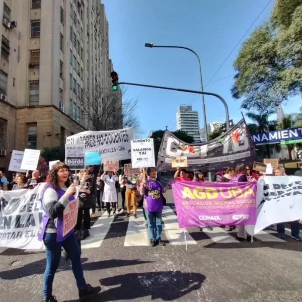 La CGT se sumará a la marcha federal universitaria el 2 de octubre