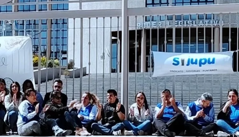 Judiciales alertan por el desfasaje salarial y advierten que continuarán con el plan de lucha