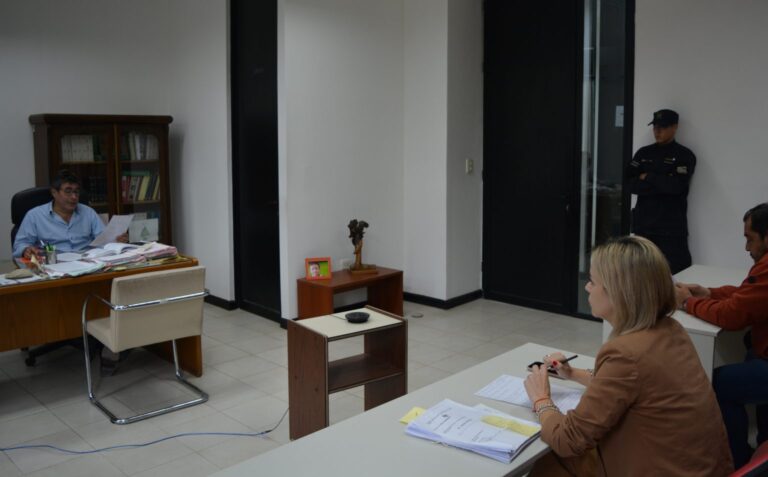 La justicia otorgó la libertad al acusado de abusar de la hija de su ex