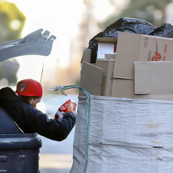Una familia tipo necesita ganar $986.586 para no quedar bajo la línea de pobreza