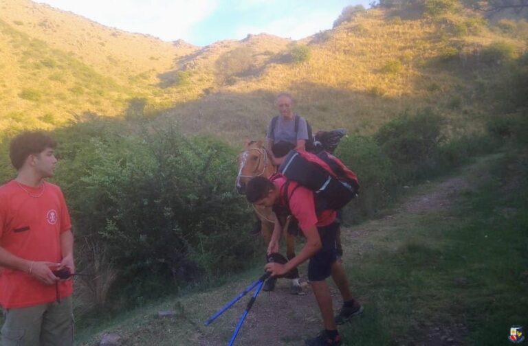 Rescate nocturno en Potrero de los Funes: localizaron a un hombre lesionado tras hacer trekking