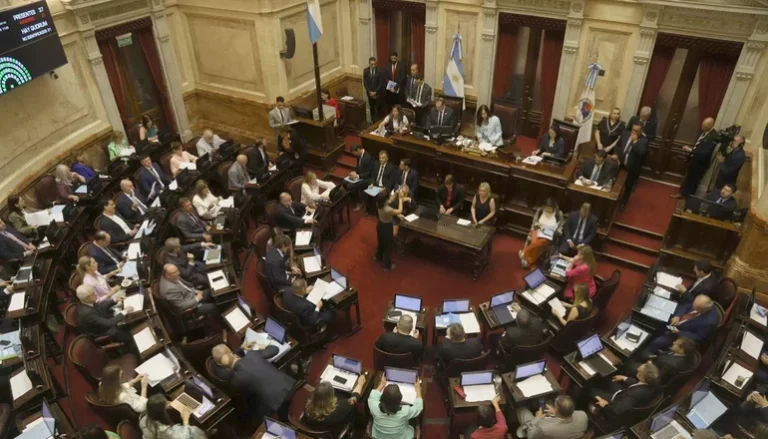 Senadores nacionales cobrarán $9.500.000 tras el fin del congelamiento salarial