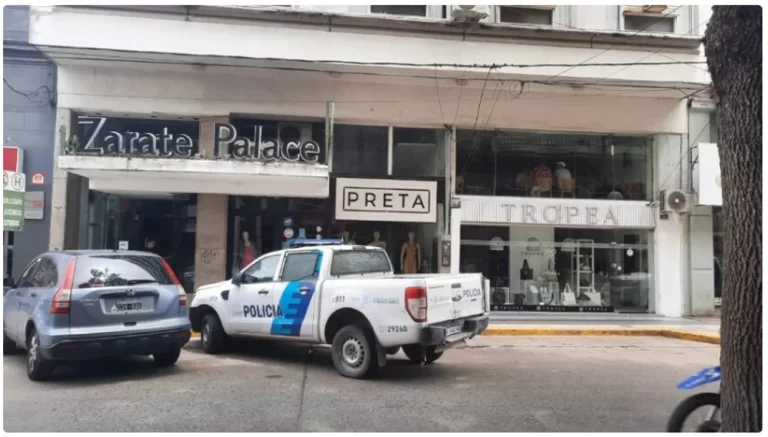 Una mujer apuñaló a su jefe tras discutir por un aumento de sueldo