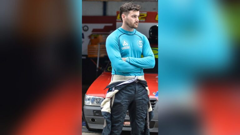Matías Becher, el joven piloto de Villa Mercedes, enfrenta la temporada 2025 con grandes expectativas en el Turismo Pista Clase 2