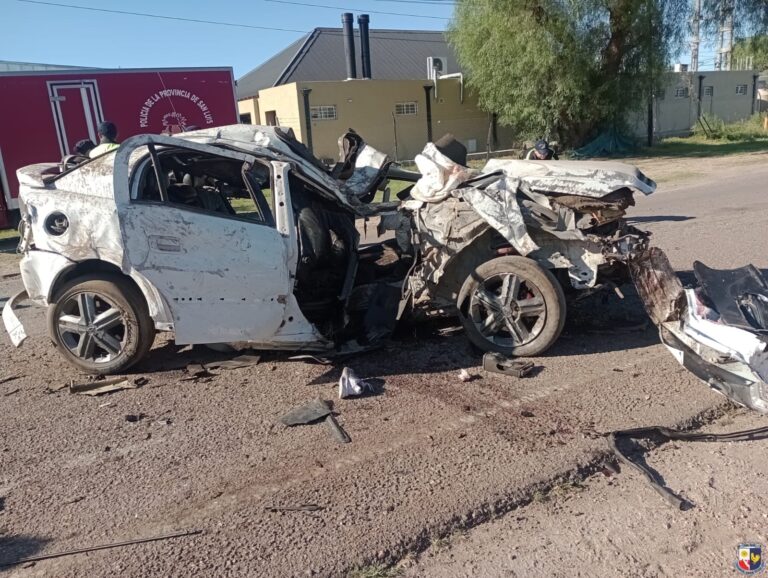 Tragedia vial en San Luis: dos jóvenes fallecen en un choque fatal