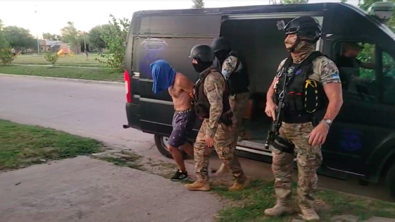 identificaron y detuvieron al hombre que amenazó con arma de fuego en pleno centro de Villa Mercedes