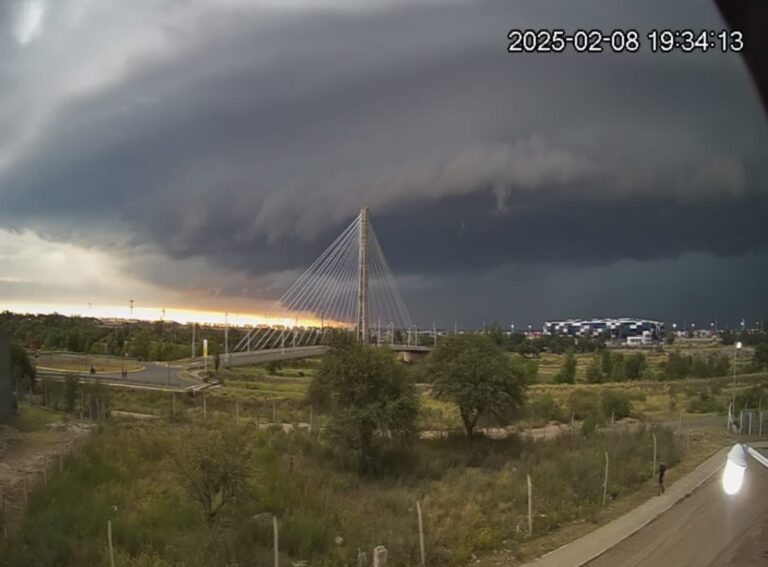 Fuertes tormentas afectaron a Villa Mercedes y a localidades cercanas en la región.
