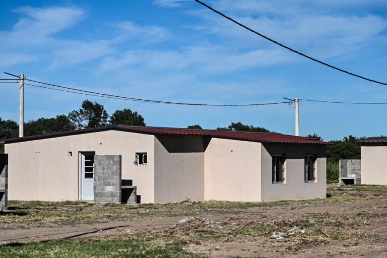 Viviendas sociales: 40 familias de Villa Mercedes recibirán sus casas en junio y 360 en diciembre