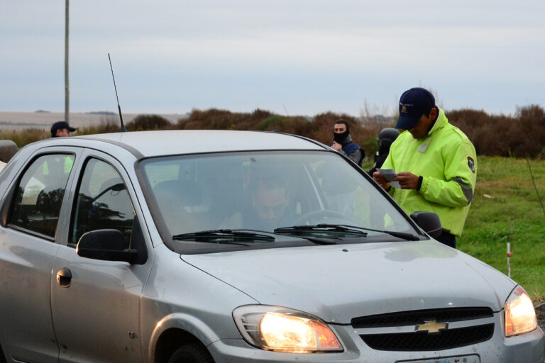Control en rutas: Todo lo que tenés que saber para viajar con menores de edad